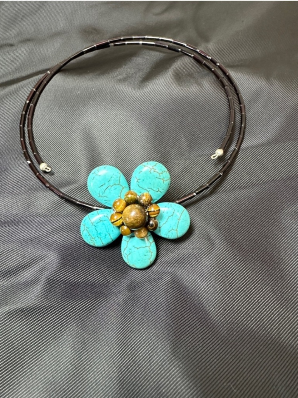 Turquoise Flower Bead Choker Necklace